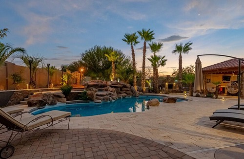 Rio Verde Foothills Apartment | Sleeps 25 Heated Pool and Spa Pickleball Court