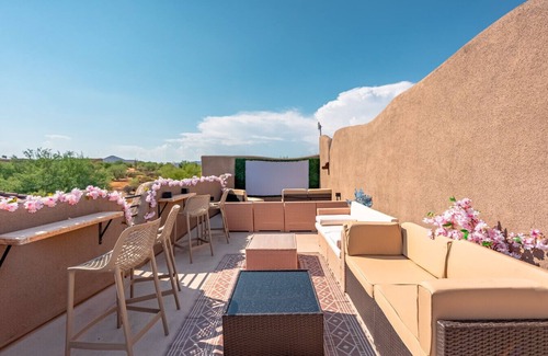 Rio Verde Foothills Apartment | Sleeps 25 Heated Pool and Spa Pickleball Court