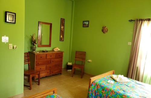 Caye Caulker Villa | SLO-N-EZ Villa- Gold Standard Certified
