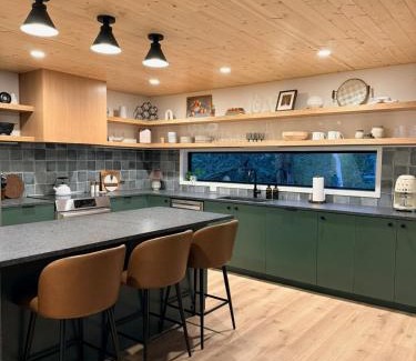 Rhododendron Ski Chalet | Slopehaus