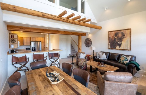 Saddle Ridge House | Slopeside townhome with ski-in/ski-out and private hot tub