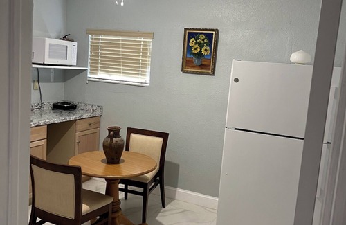 Homestead Apartment | Small apartment. , private entrance all furnished