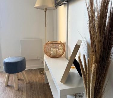 Ramonville-Saint-Agne Apartment | Small Bubble in Toulouse, France T2-Parking-1KmMetro-WiFi-Cosy