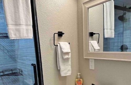 Chaffee Park Apartment | Small Chaffee Park rental