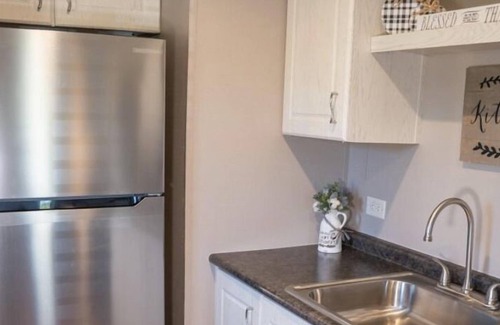 Miller Grove Cabin | Small cottage style cabin