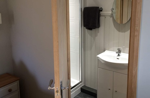 Wick Cottage | Small detached cottage not far from the historic City of Bath