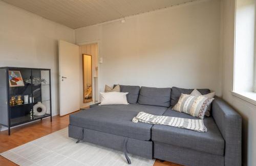 Eidsvag Apartment | Small house close to nature and city