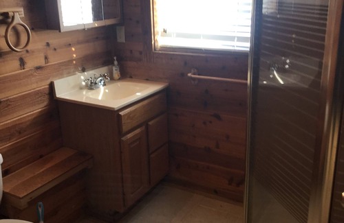 Maplewood House | Small house on Okauchee Lake!