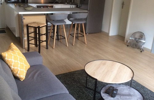 Saint Nicolas - Charles III - Ville vieille - Trois Maisons - Leopold Apartment | Small loft in the city center