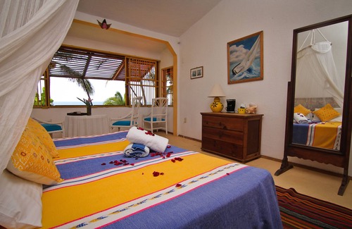 Acapulco Bed & Breakfast | Small luxury hotel, Hideaway near Acapulco on the beach