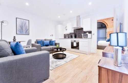 Burton on Trent Apartment | Smart 1 Bed Apartment in Burton-on-Trent