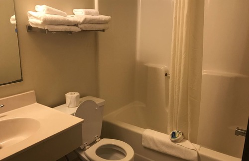 Plankinton Hotel | Smart Choice Inn
