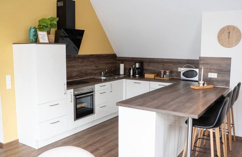 Bad Zwischenahn Apartment | SmartFewo: Wellenreiter | Penthouse | Sauna | Park - Residence by the small sea