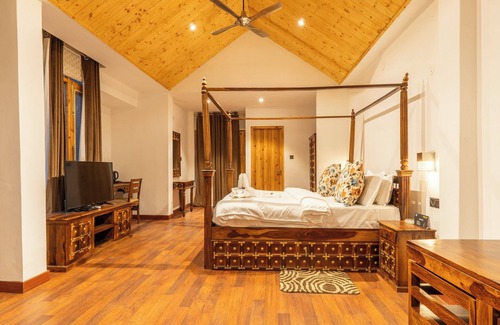 Mohal Resort | Smile Resort