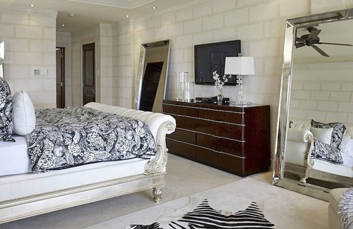 Old Trees Bay Villa | Smugglers Cove Penthouse - Luxury 4 Bed Beachfront Villa on Islands best beach