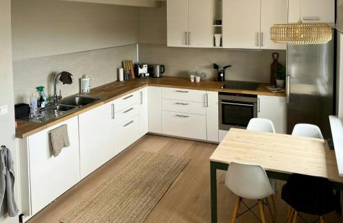 Sogne House | Smuk Hytte Med Havudsigt I Lyngmyr