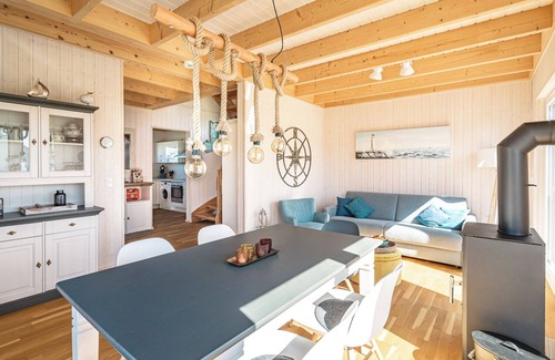Olpenitz House | Snorri´s Stuga - Freistehendes Haus, Infrarot-sauna, Kamin, Badewanne, Terrasse