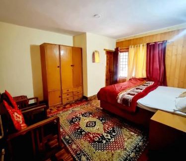Model Town Hotel | Snow land cottage