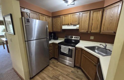 West Dover Apartment | Snow Mountain Village 36D