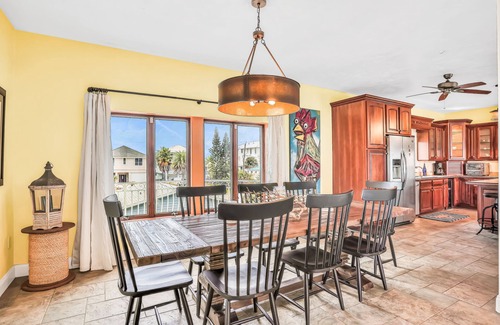 Bethune Beach House | Snowbird-Friendly, Ocean View Home with Fast WiFi, Central AC, & Washer/Dryer