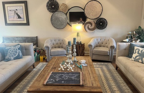 Kingsland Villa | Snowbirds! Beautiful villa available 12/15-4/30 minimum stay of 3 months.
