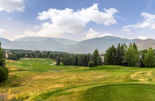 Sun Valley Apartment | Snowcreek 1538
