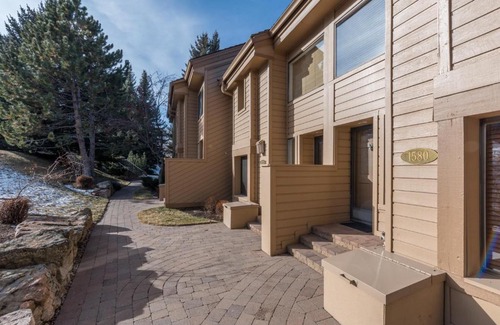 Sun Valley Apartment | Snowcreek 1580