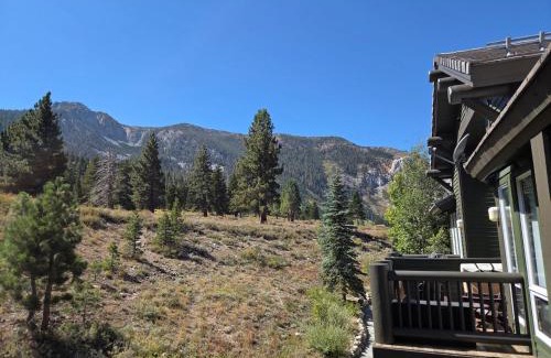Mammoth Lakes House | Snowcreek Resort Vacation Rentals 776 Fairway Circle