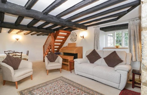 Sherborne House | Snowdrop Cottage