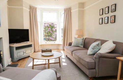 Bowness-on-Windermere House | Snowdrop Cottage