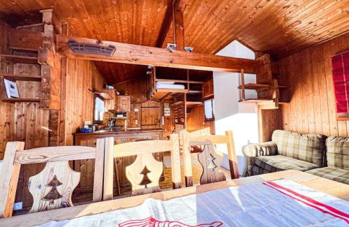 Montroc Ski Chalet | Snowflake cottage with garden