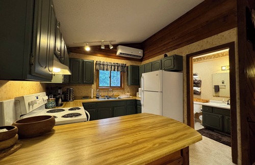 Bessemer Ski Chalet | Snowy Summit- Where Mountain Memories Begin