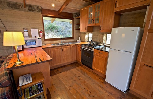 Ingebirah Cabin | Snowy Wilderness