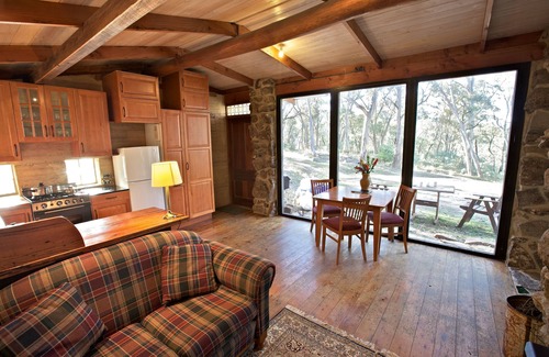 Ingebirah Cabin | Snowy Wilderness
