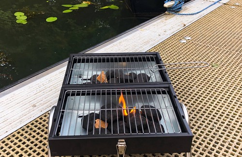 Glasgow Boat Rental | SNUG 30ft NARROWBOAT WITH INDOOR FIREPLACE