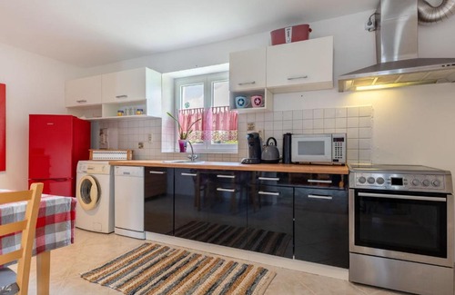 Divitz-Spoldershagen House | Snug Holiday Home in Divitz Spoldershagen near Skydiving