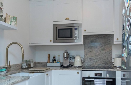 Homerton Apartment | Snug & Homely 1BD Studio Flat - Hackney!