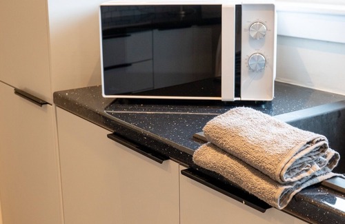 Whitburn House | Snug Modern Home in Whitburn