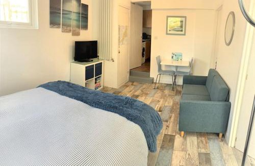 Charlestown Apartment | So Tranquil