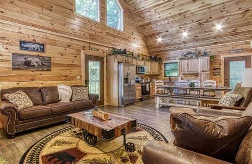Sevierville House | Soaring Eagle by Avada Properties