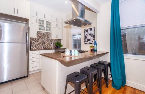 Highland Park House | Soaring Oasis | near South End