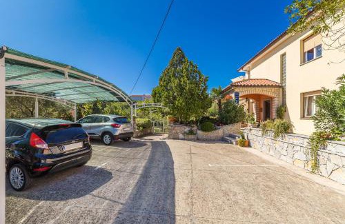 Municipality of Omisalj House | Soba 2