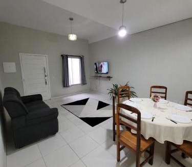 Corumba House | Sobrado 6 amplo e confortável em condomínio