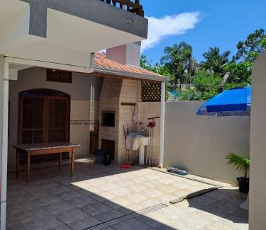 Itapoa House | Sobrado em frente ao mar - Itapoá