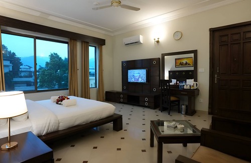 F-7 Sector Hotel | Sofital Hotel