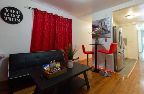 East New York Apartment | Soho-Stunning 2-Bedrooms Duplex Apartment in Brooklyn, NY