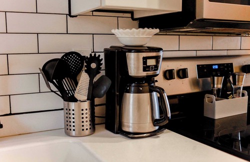 Norfolk Apartment | Sojourn at Colley Manor Unit 5