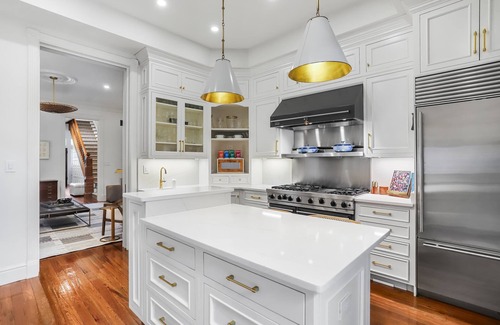 Capitol Hill House | Sojourn Grand Jewel w/Chef's Kitchen near Capitol