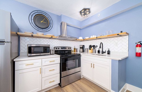 East Ocean View Apartment | Sojourn's Harborage | Pet-Friendly #8