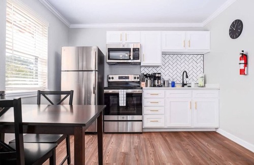 Bayview Apartment | Sojourn Tranquil 1 Bedroom Stand Alone Home
